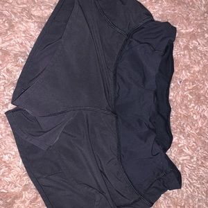 Lululemon Shorts SIZE 6
